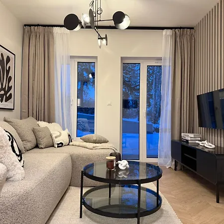 Dolina Szczescia Pine - Dream Daire